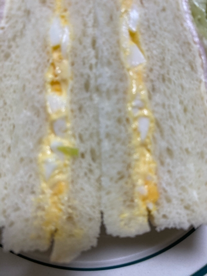 からしバターの卵サンド