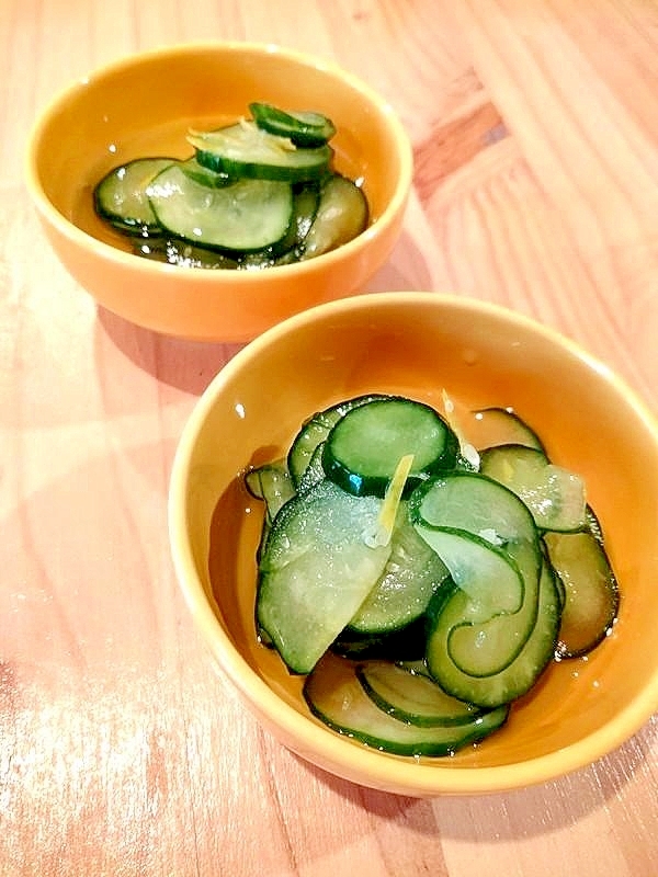 ゆず果汁入り　キュウリの酢の物
