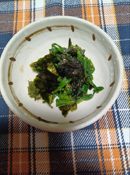 香りがたまらない♡レンジで簡単♡春菊と海苔のナムル