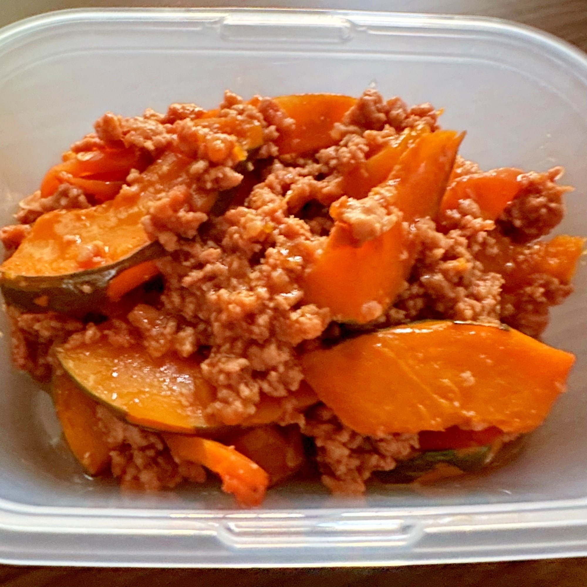 かぼちゃとにんじんのミートソース風ꕤ·͜·