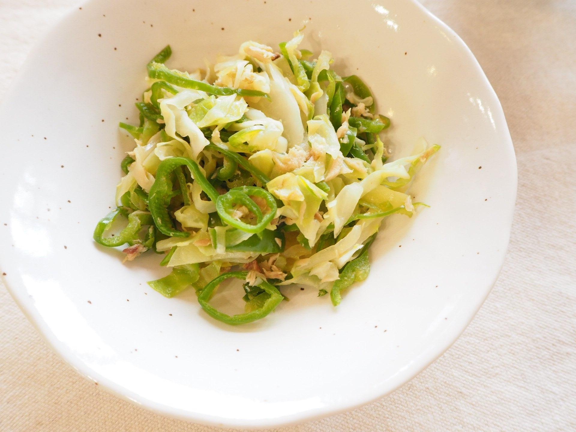 キャベツとピーマンのソテー ツナ入り☆