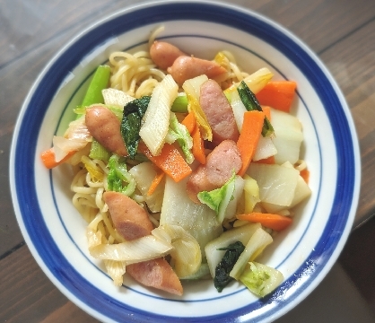 野菜のせラーメン