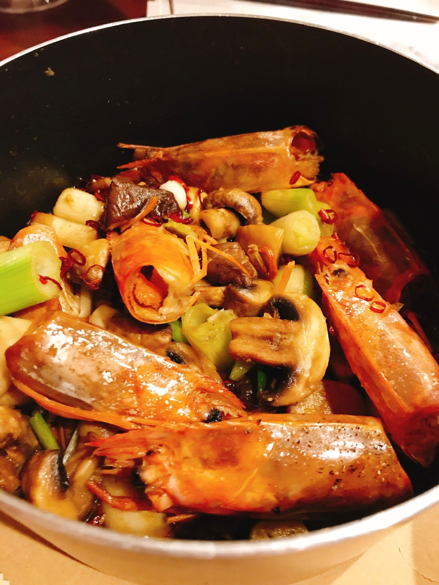 ハロウィンパーティーに 海老油のアヒージョ レシピ 作り方 By ぬんくらげ 楽天レシピ ハロウィンパーティーに 海老油のアヒージョ レシピ 作り方 By ぬんくらげ 楽天レシピ