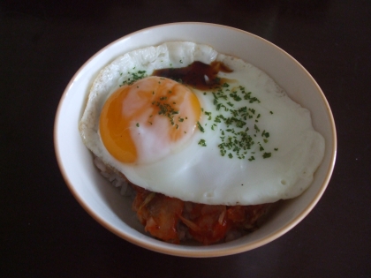 キムチ卵丼