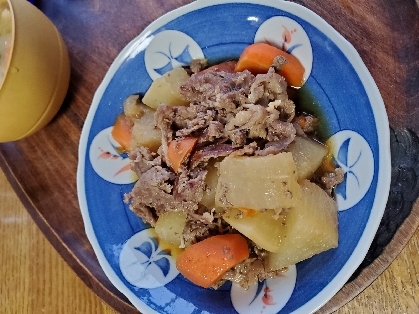 牛肉と大根の煮込み