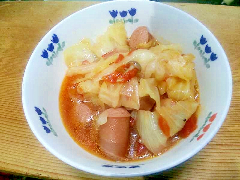 キャベツ鶏ももウインナーしめじ煮込み/トマト味