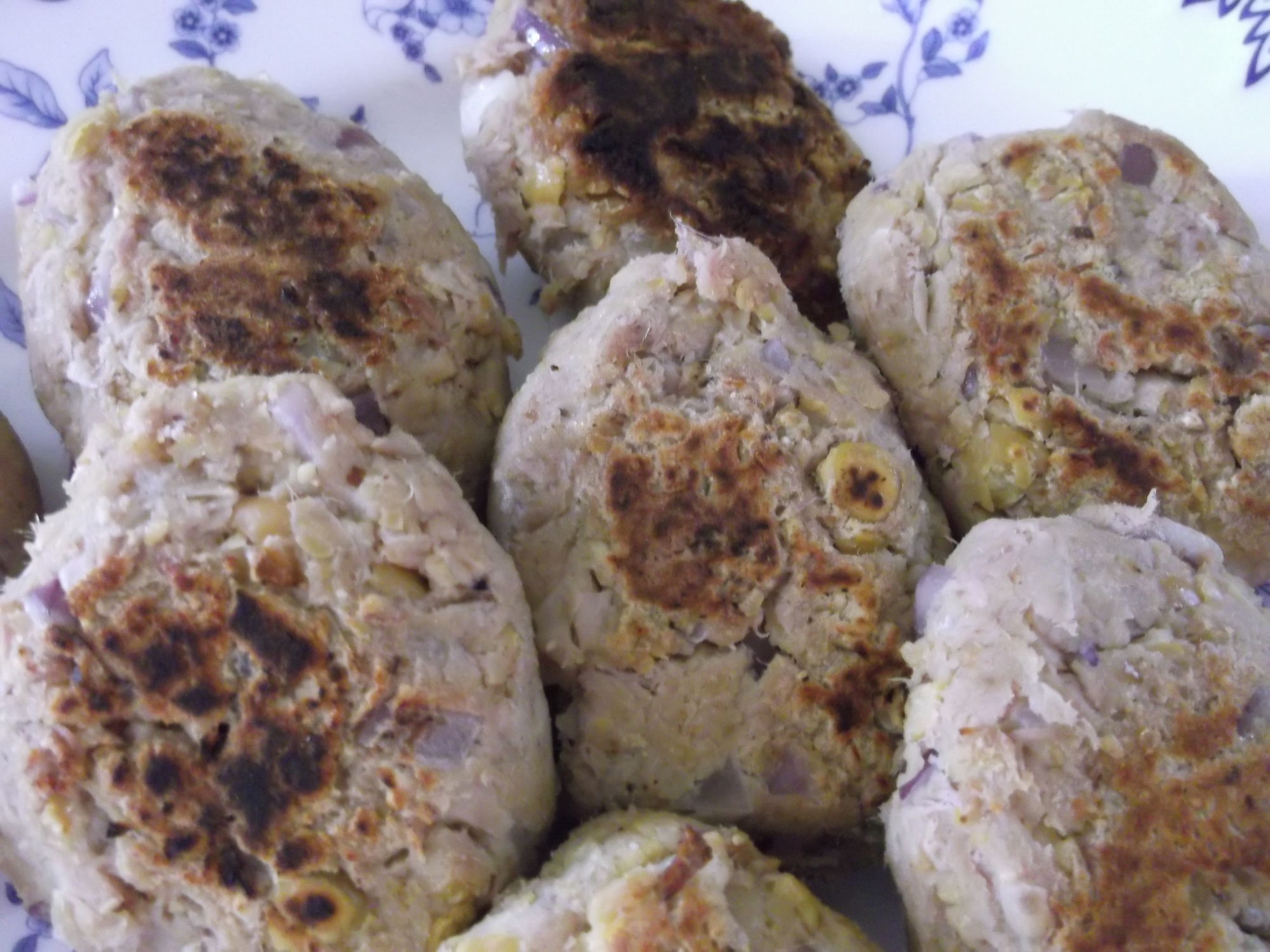 缶詰で簡単に ひよこ豆とツナのハンバーグ レシピ 作り方 By Ayanz 楽天レシピ