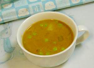 グリーンピースとポテトのカレーポタージュ
