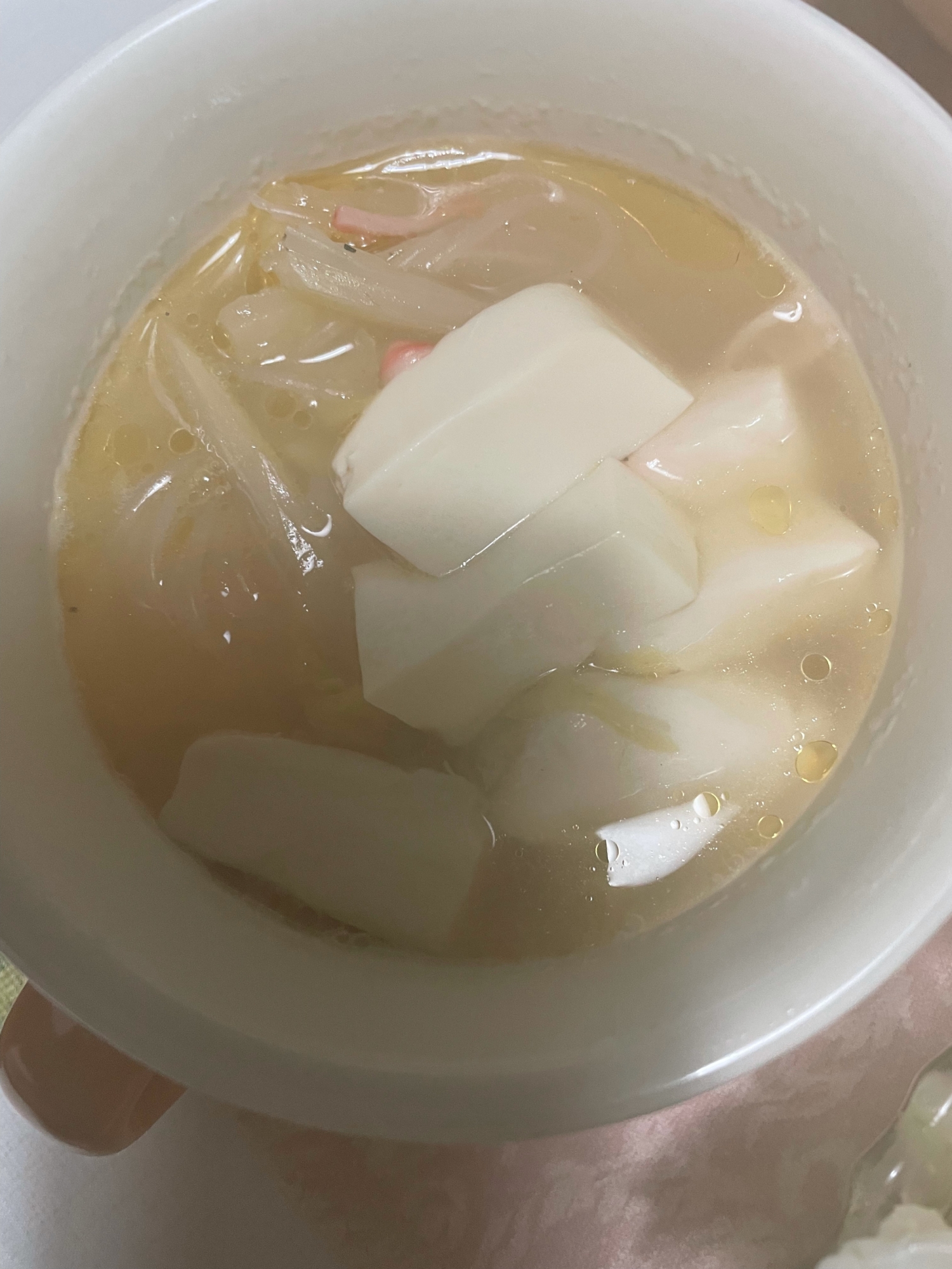 優しいトロトロ白菜と豆腐のスープ