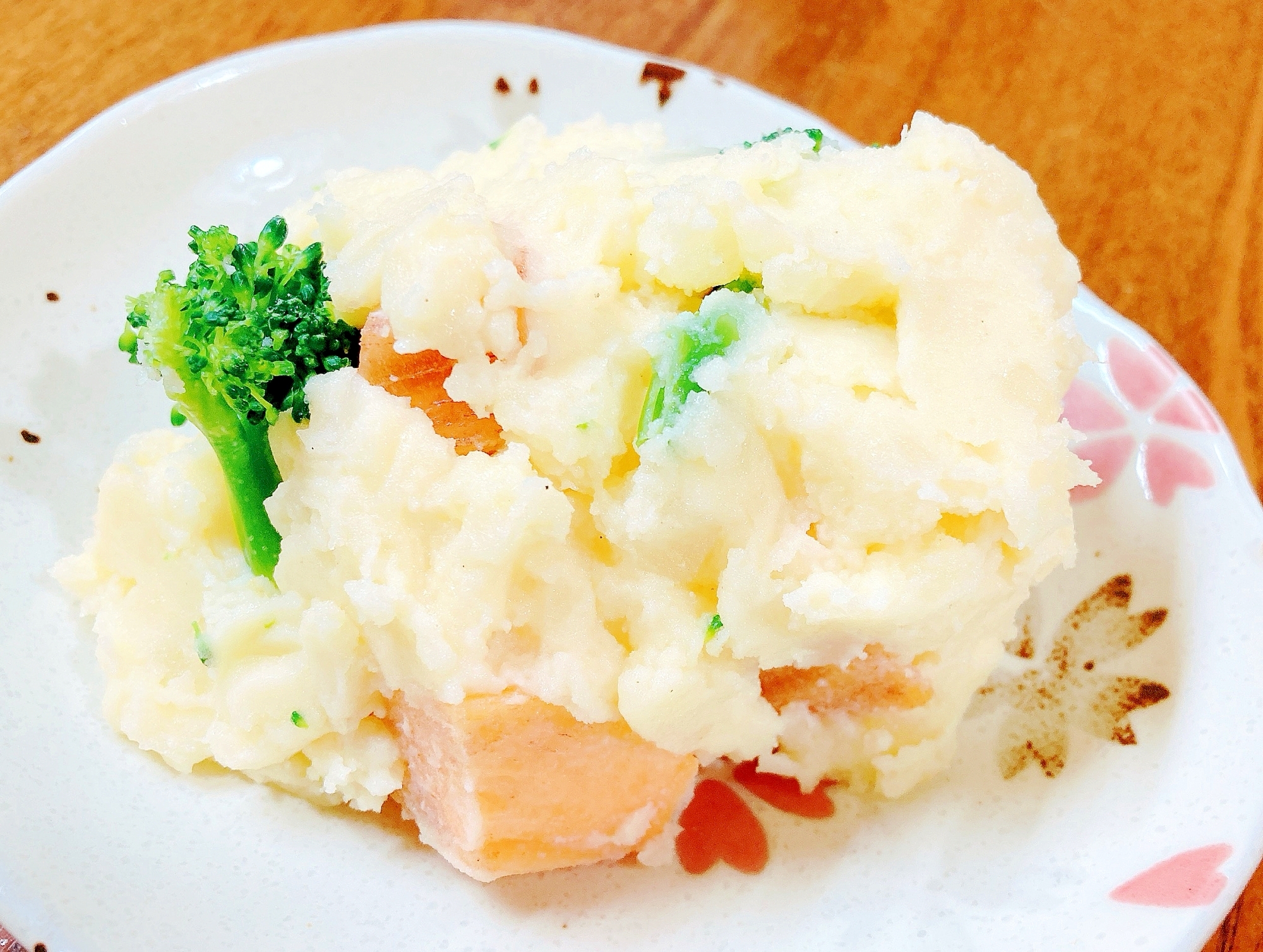 柿とブロッコリーのポテトサラダ