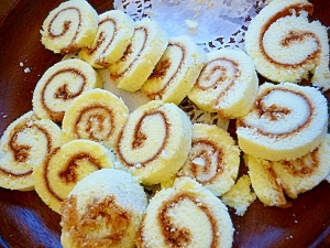 フライパン発 はちみつ味噌風味のロールケーキ レシピ 作り方 By Mina 楽天レシピ フライパン発 はちみつ味噌風味のロールケーキ レシピ 作り方 By Mina 楽天レシピ