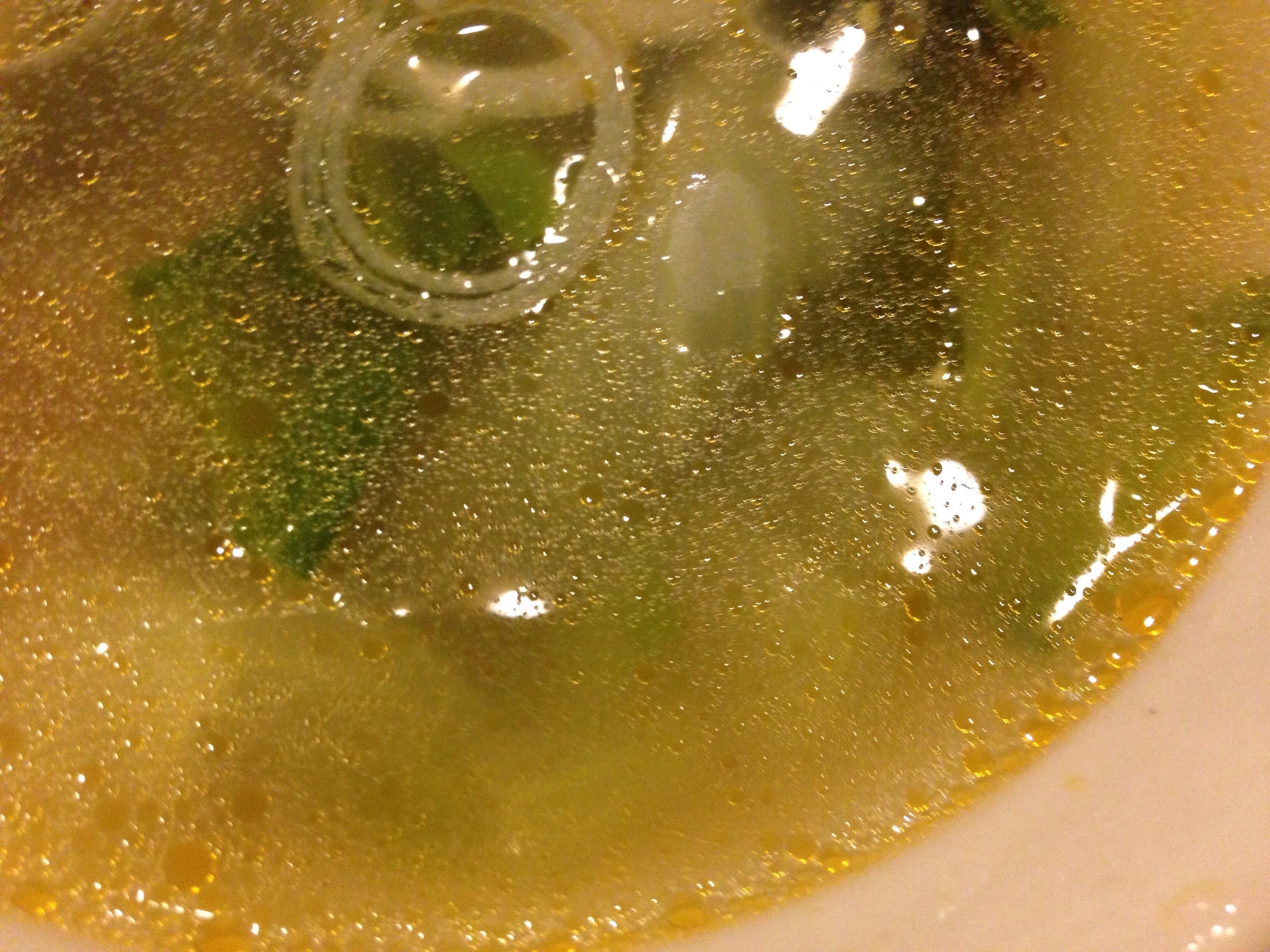 わかめと小松菜とねぎのスープ