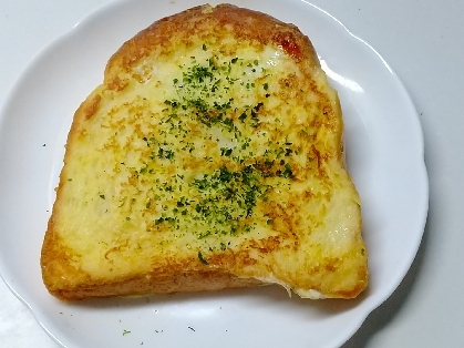 こんにちは♪
甘くないフレンチトースト、朝食にピッタリ。
美味しく頂きました(o’∀`)♪