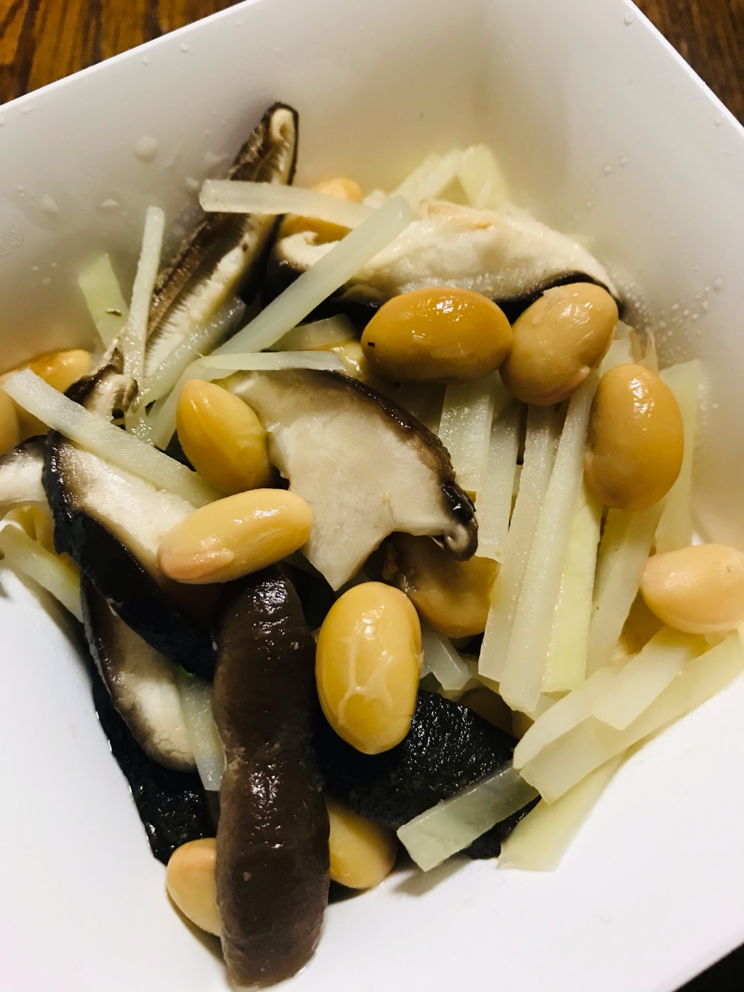 大根と大豆の和え物