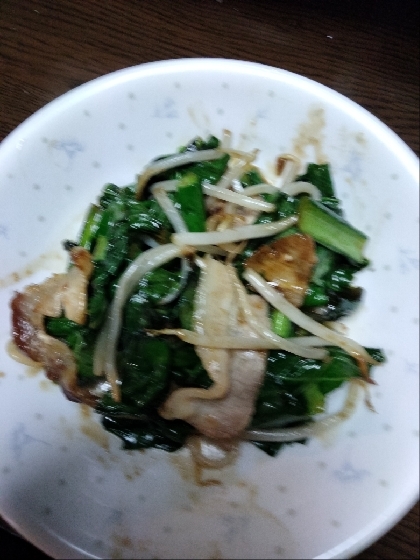豚肉ともやしと小松菜のオイスターソース炒め