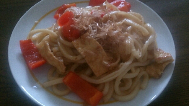 バプリカ焼きうどん