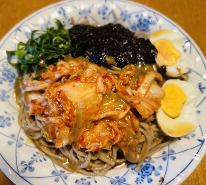 夜食にもつまみにも！簡単キムチそば