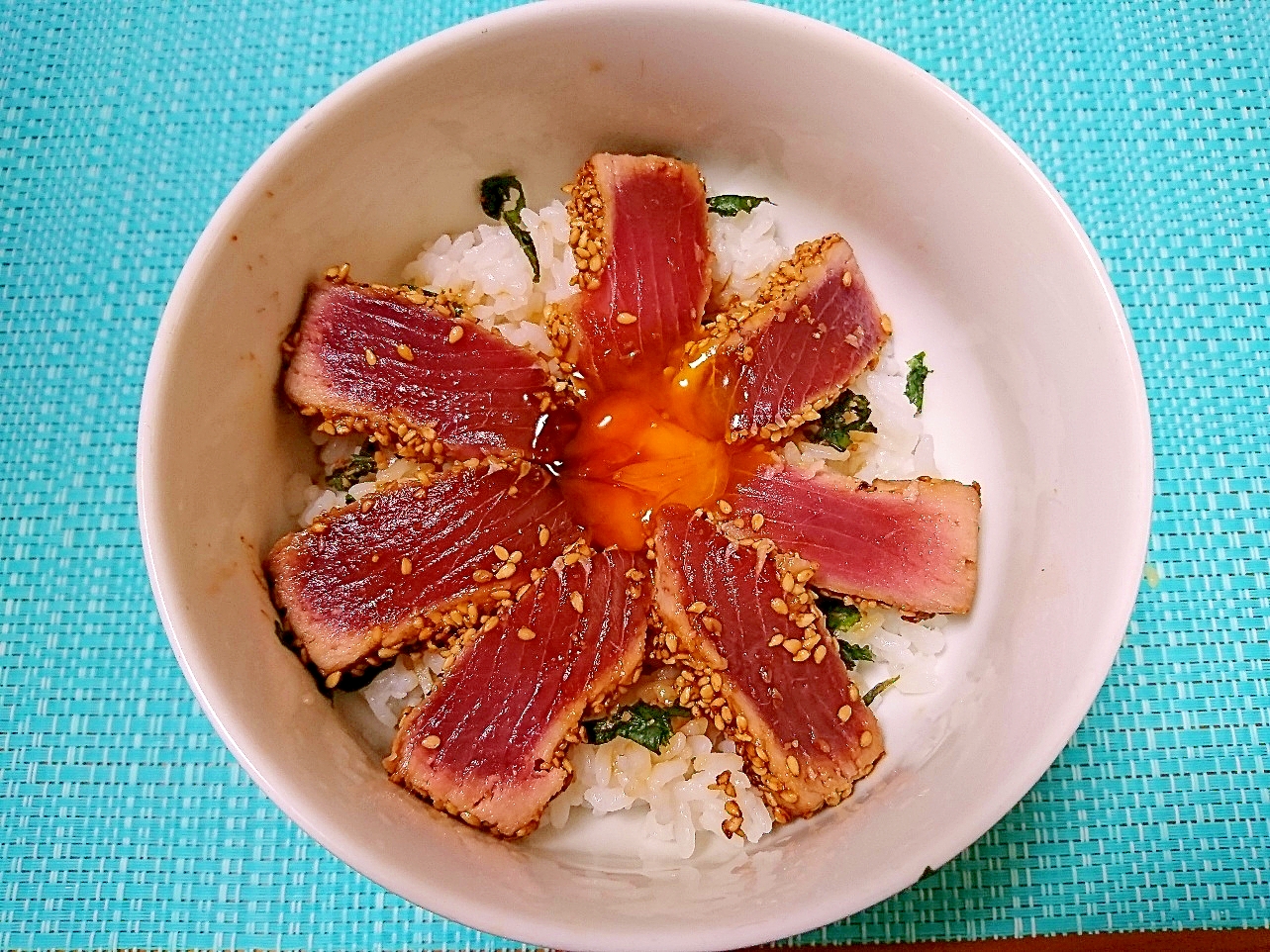 ごま味噌焼きしたマグロ丼