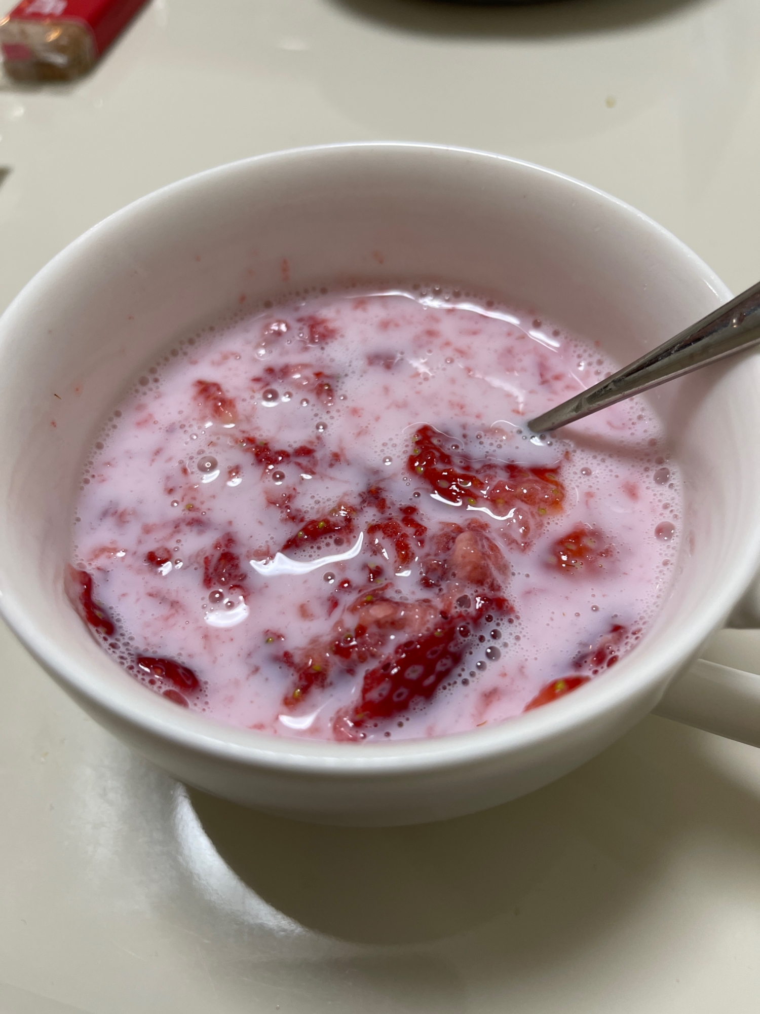 低糖質低脂肪高タンパク苺ミルク