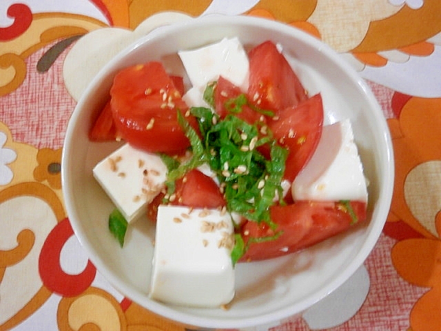 中華風ドレッシングで！豆腐とトマトのサラダ