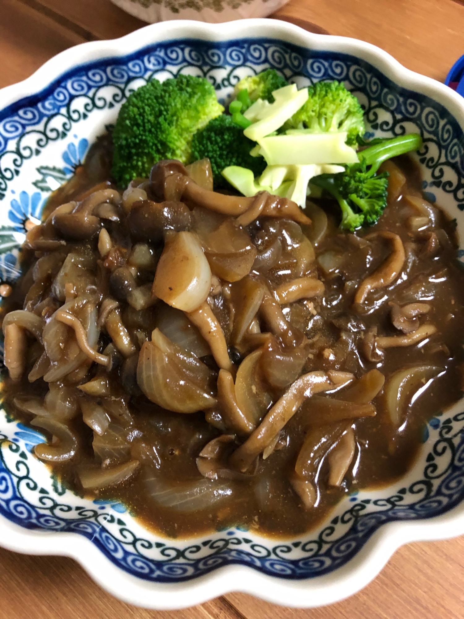 カレー煮込みハンバーグ