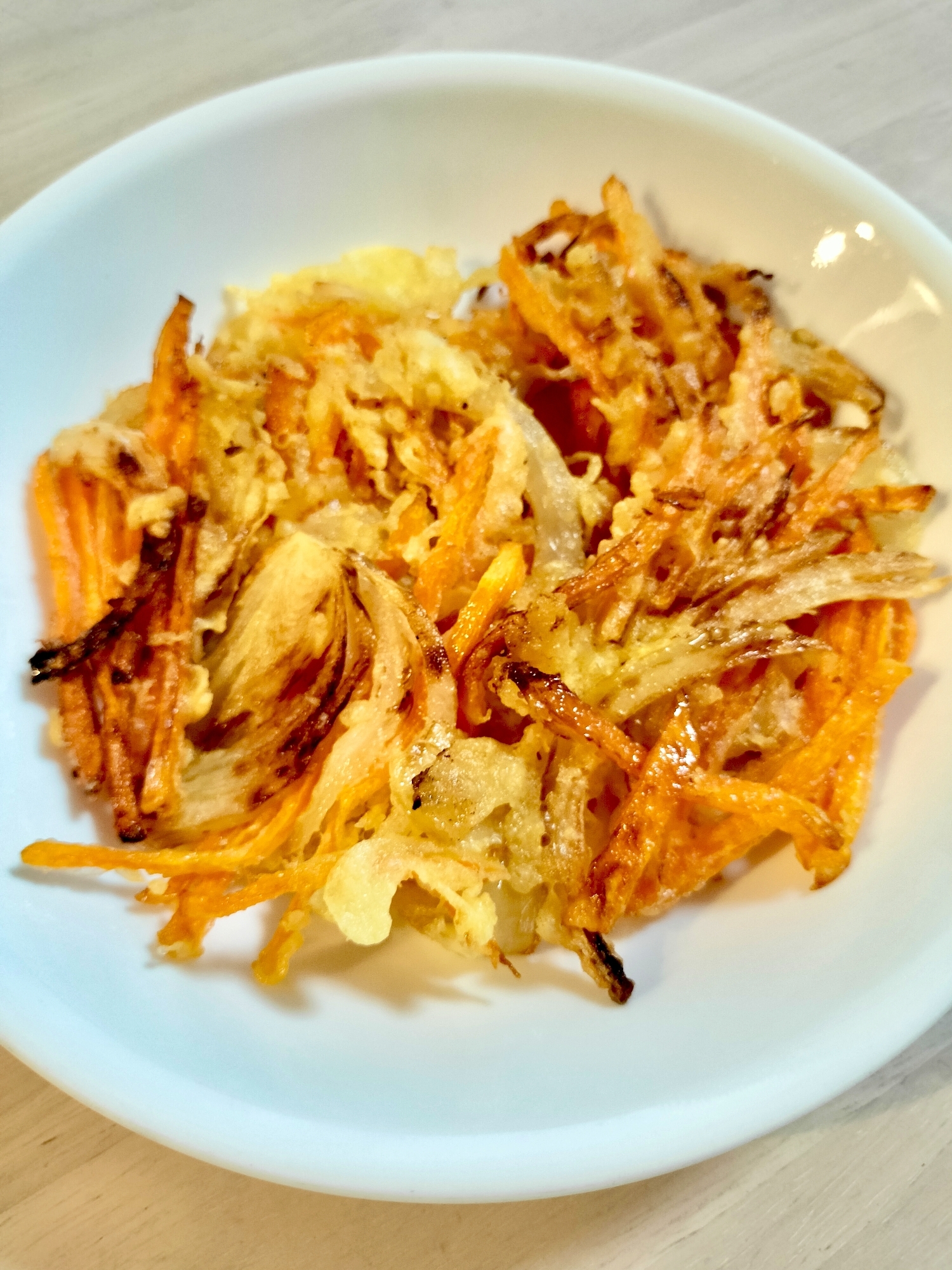人参と玉ねぎ♡米粉でサクサクかき揚げ