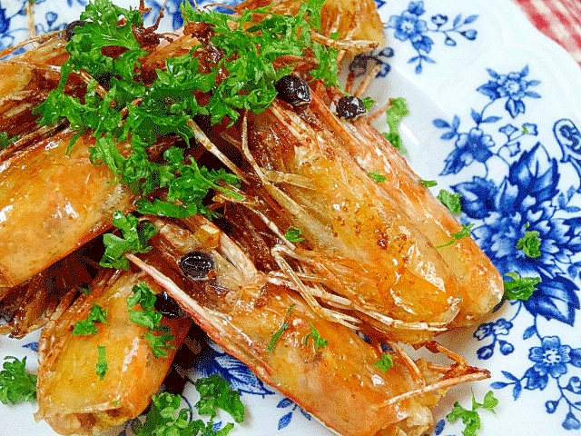 ガーリック風味 エビの頭の素揚げ レシピ 作り方 By Startrek 楽天レシピ ガーリック風味 エビの頭の素揚げ レシピ 作り方 By Startrek 楽天レシピ