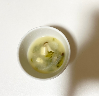 いりこ出し白菜豆腐のお味噌汁ෆ˚*