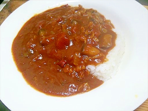 中華鍋で作る茄子と豚のカレー・ピリ辛トマト風味