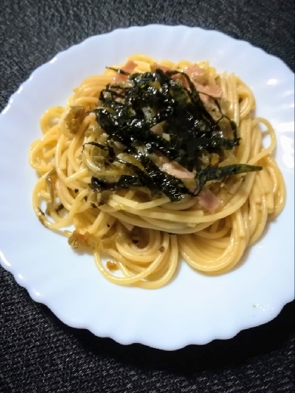 簡単でシンプルで美味しい＊高菜とベーコンのパスタ