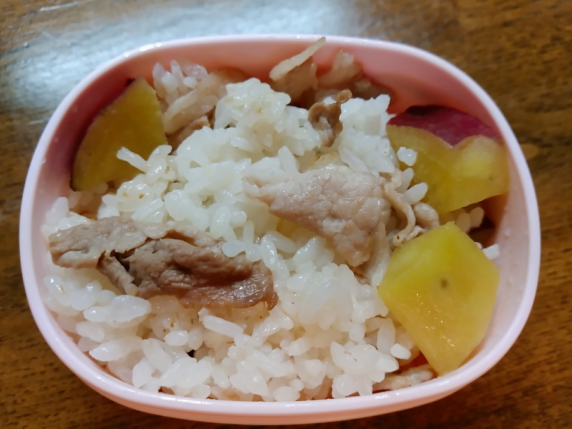 薩摩芋と豚肉の炒めご飯
