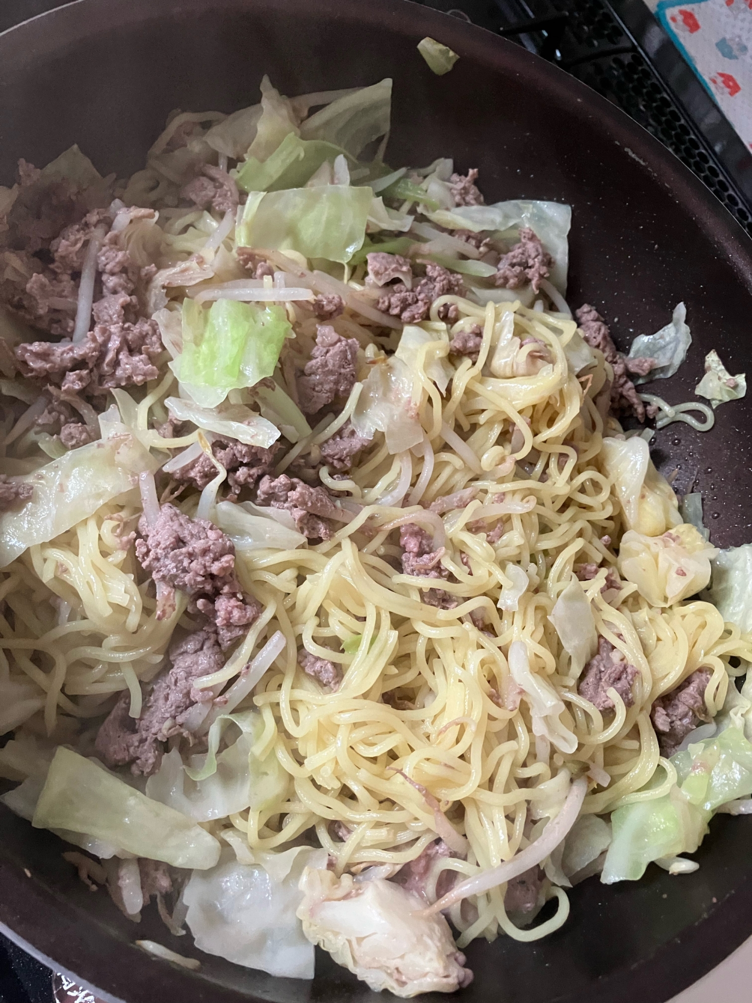 合挽きとキャベツの塩焼きそば