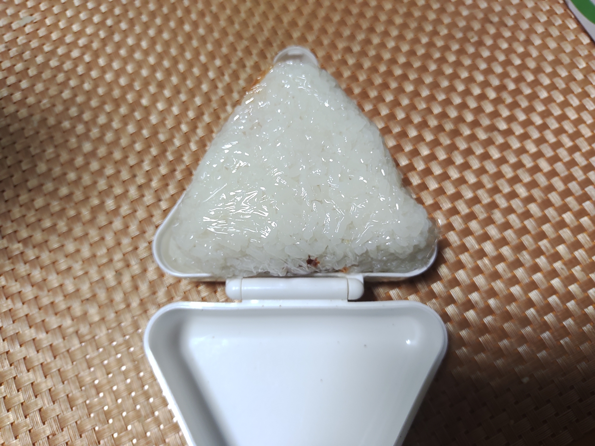 キムチチーズおにぎり