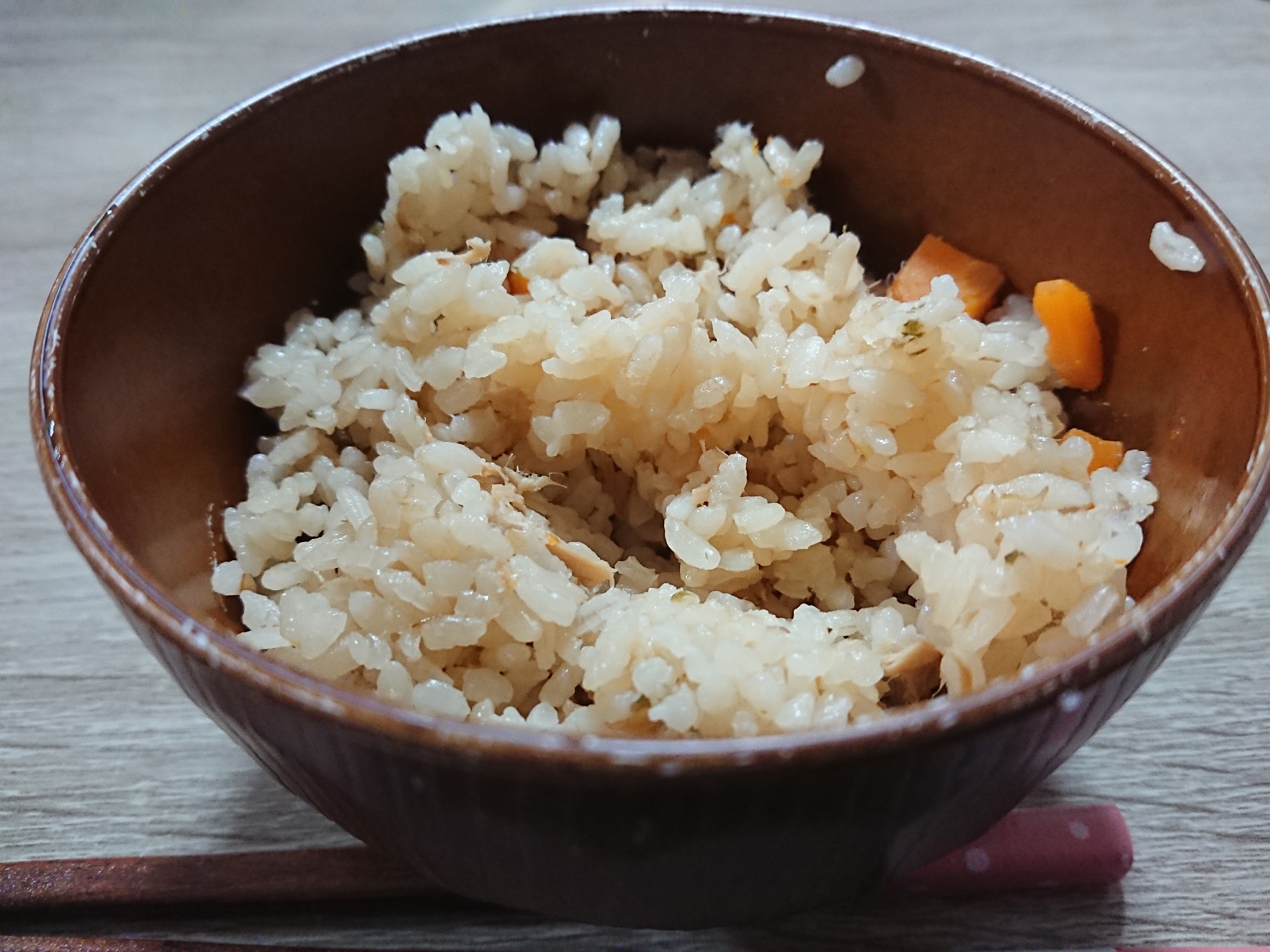 ツナの缶詰で作る、炊き込みご飯♪