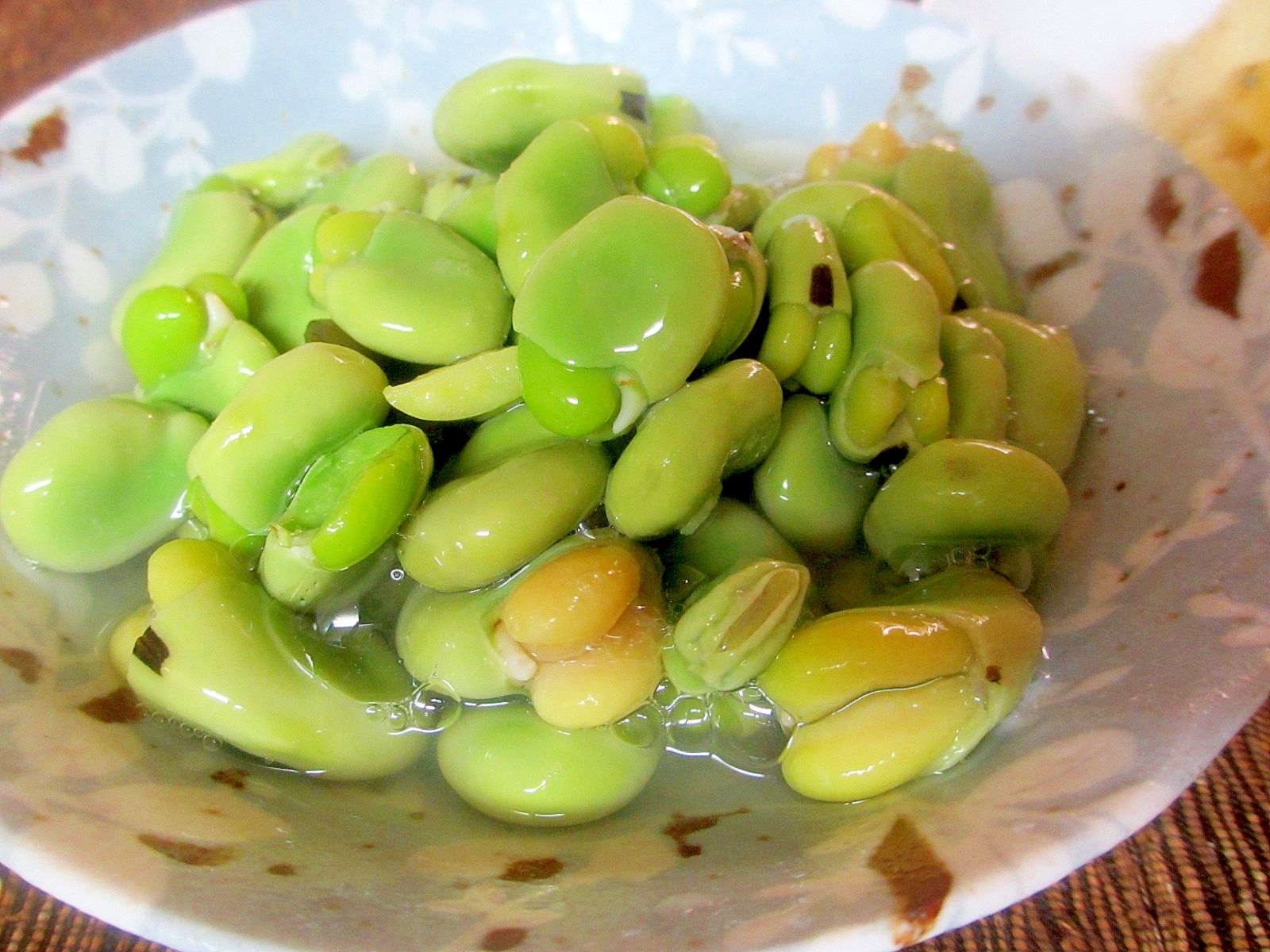 空豆の塩水漬け