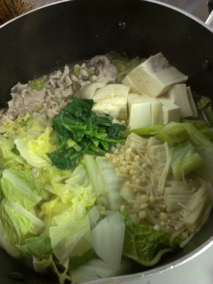 良い味に仕上がりますね♪鍋つゆがなくてもこんな味が出るんだ！と感心しました(^-^)鍋の季節、また作ってみたいです。