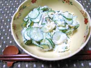 カニ缶で!きゅうりとカニのサラダ