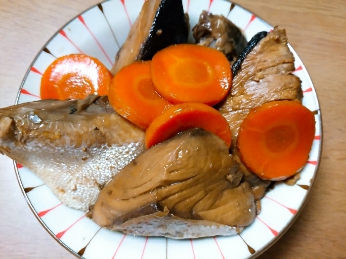 ぶりとニンジンの煮物