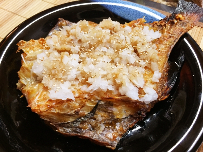 赤魚の焼き魚 ダイコンおろしのせ