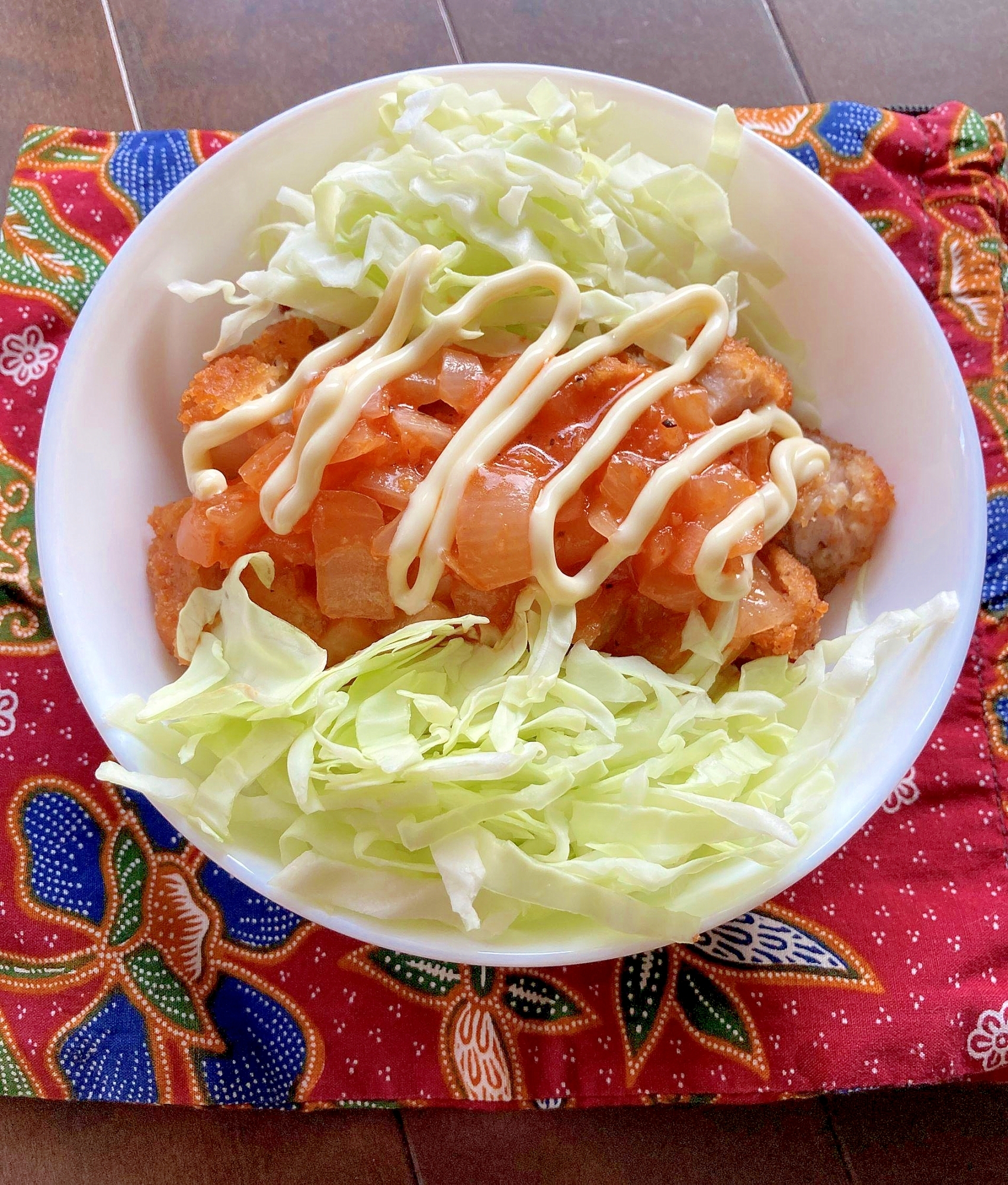 余ったフライドチキンリメイク　タコライス風丼