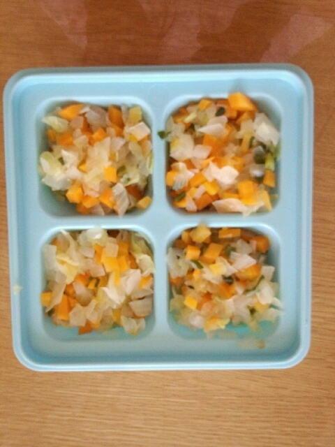 離乳食 後期 ４種の野菜の冷凍方法 使用方法 レシピ 作り方 By Koko0730 楽天レシピ