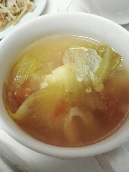 トマト・たまご・レタスのスープ