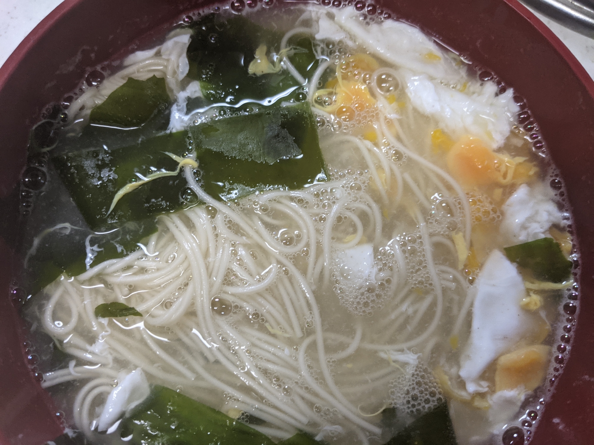 卵とわかめの入麺