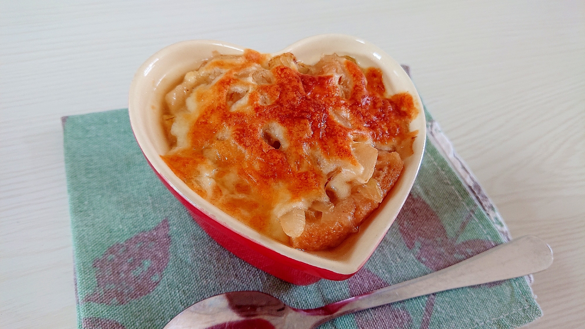 パン耳で作るオニオングラタンスープ レシピ・作り方 by