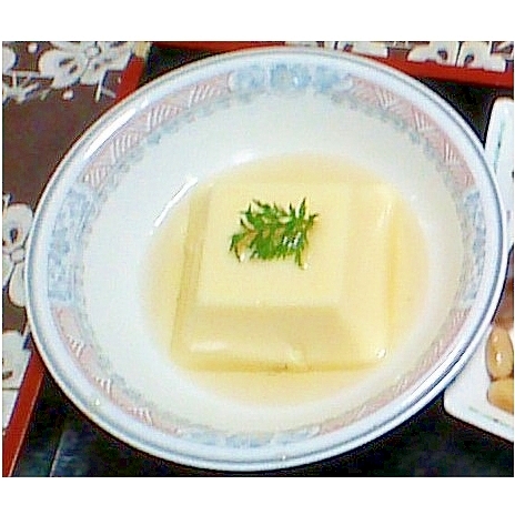 たまご豆腐（昆布だし）