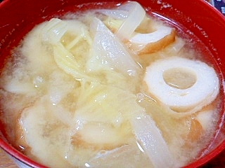 キャベツと玉ねぎのお味噌汁