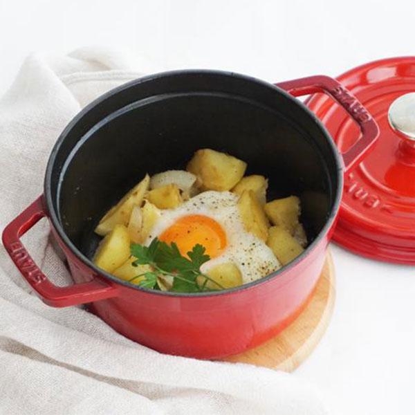 [ストウブ公式]ストック野菜と卵で作る簡単朝食