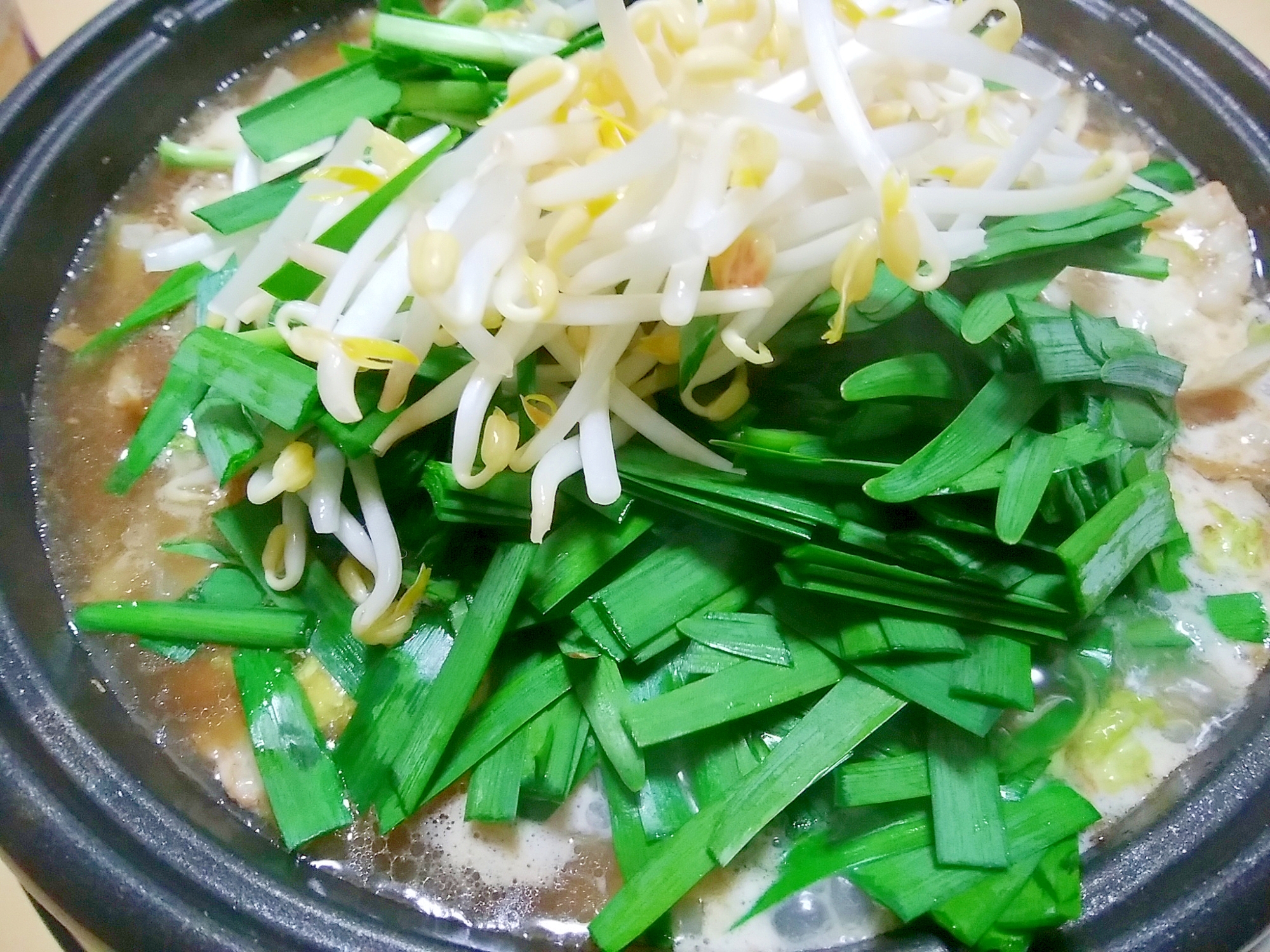 【ラーメン出汁】醤油ラーメン風味のもつ鍋