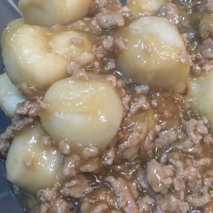 里芋と鶏ひき肉の煮物