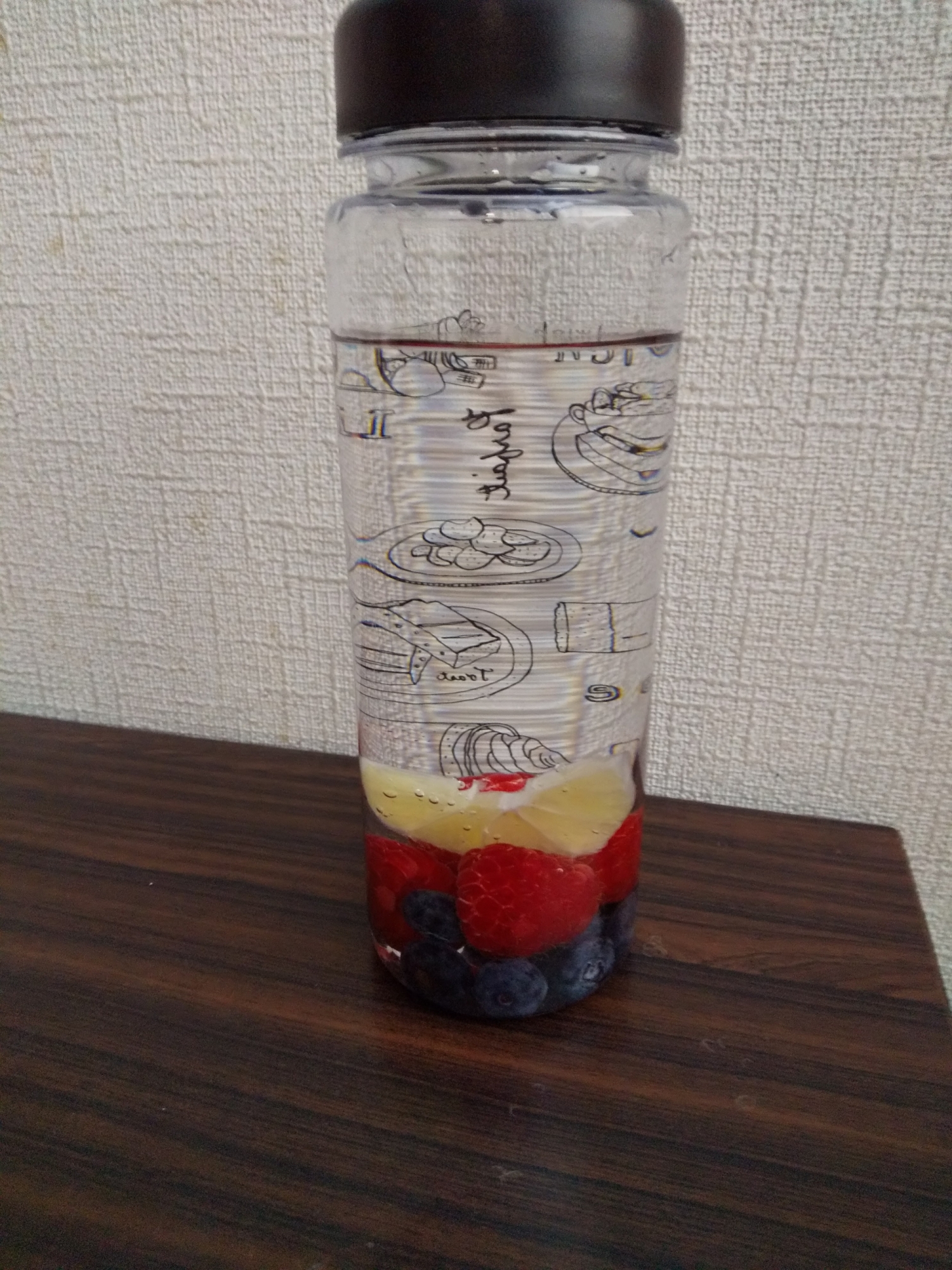 ライムとミントのデトックスウォーター レシピ 作り方 By 気まぐれみけにゃん 楽天レシピ ライムとミントのデトックスウォーター レシピ 作り方 By 気まぐれみけにゃん 楽天レシピ